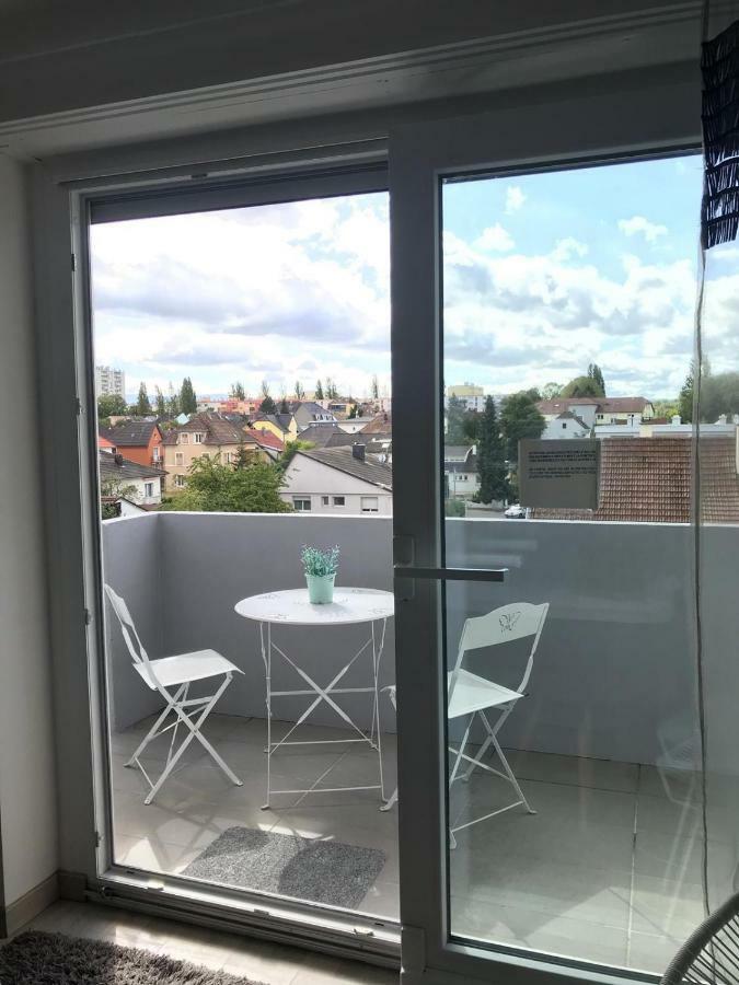 Joli A Euroairport-basel-mulhouse-freiburg Appartement Saint-Louis (Haut-Rhin)